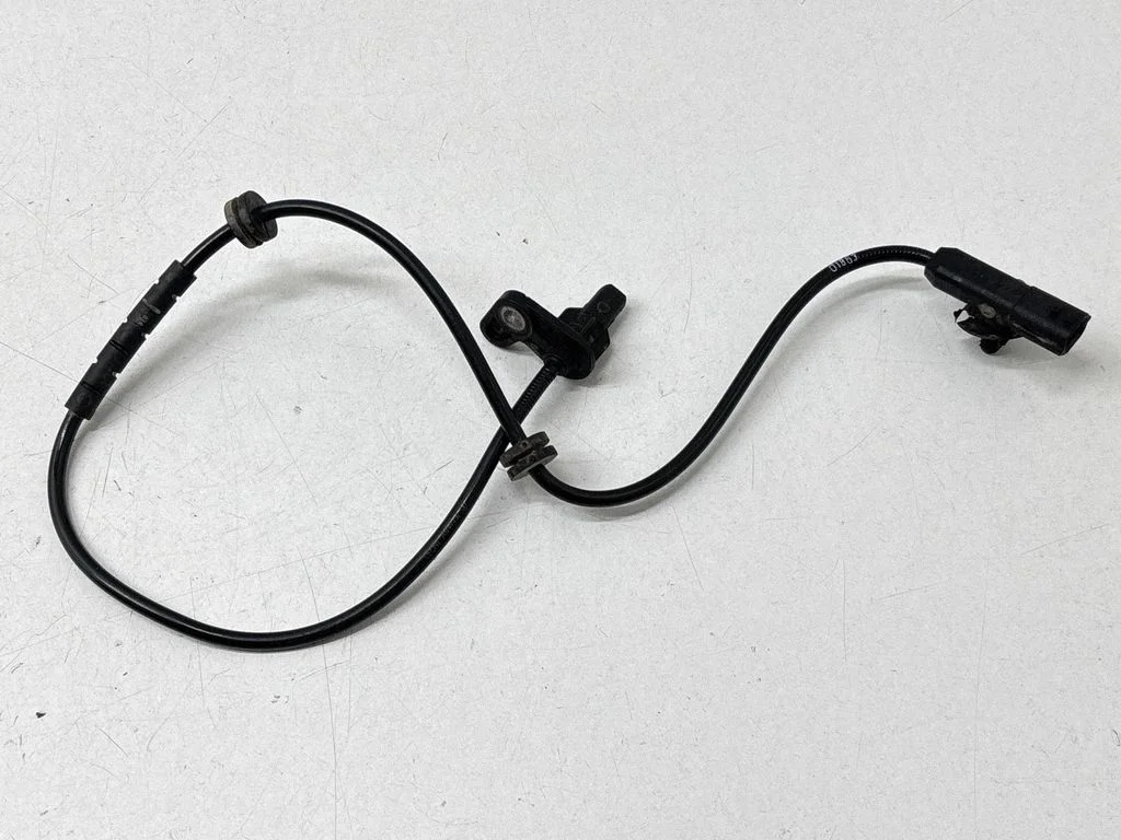 ABS rear brake sensor 479006998R – Renault Captur (2013-2020)