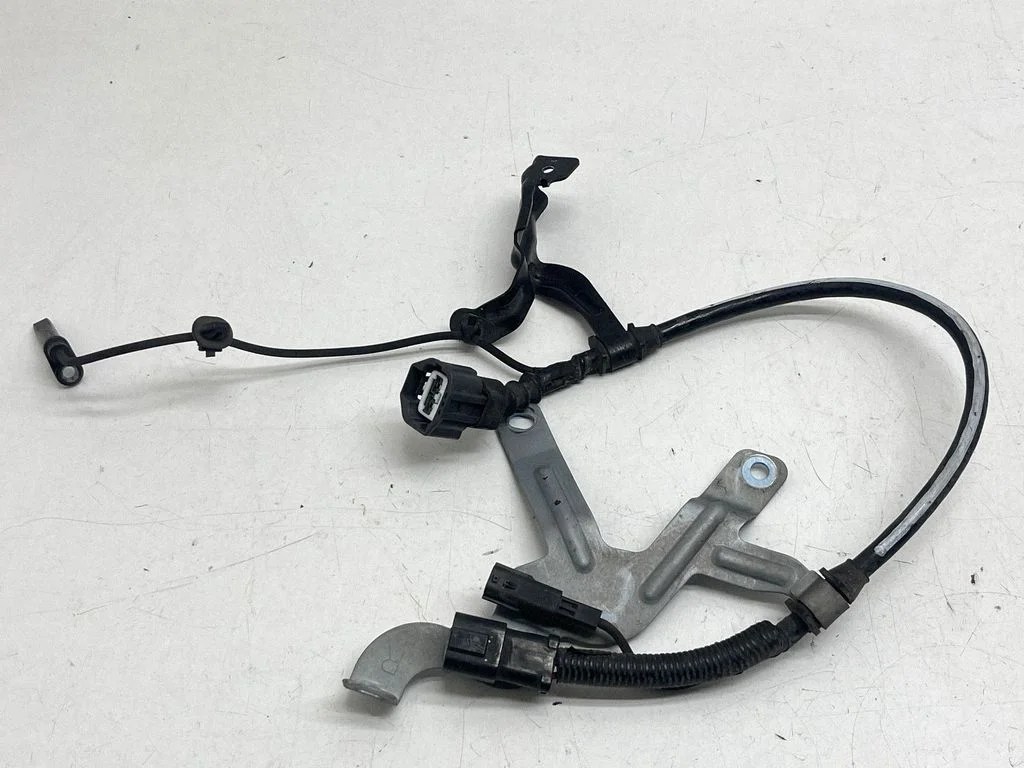 Tagumine piduri ABS-andur 479A66RA0A