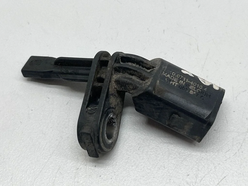 Tagumine piduri ABS-andur 1007114010A