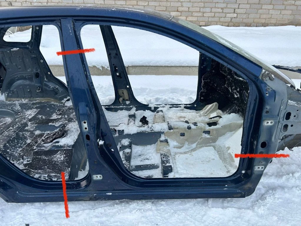 Front sill (body part) – front right