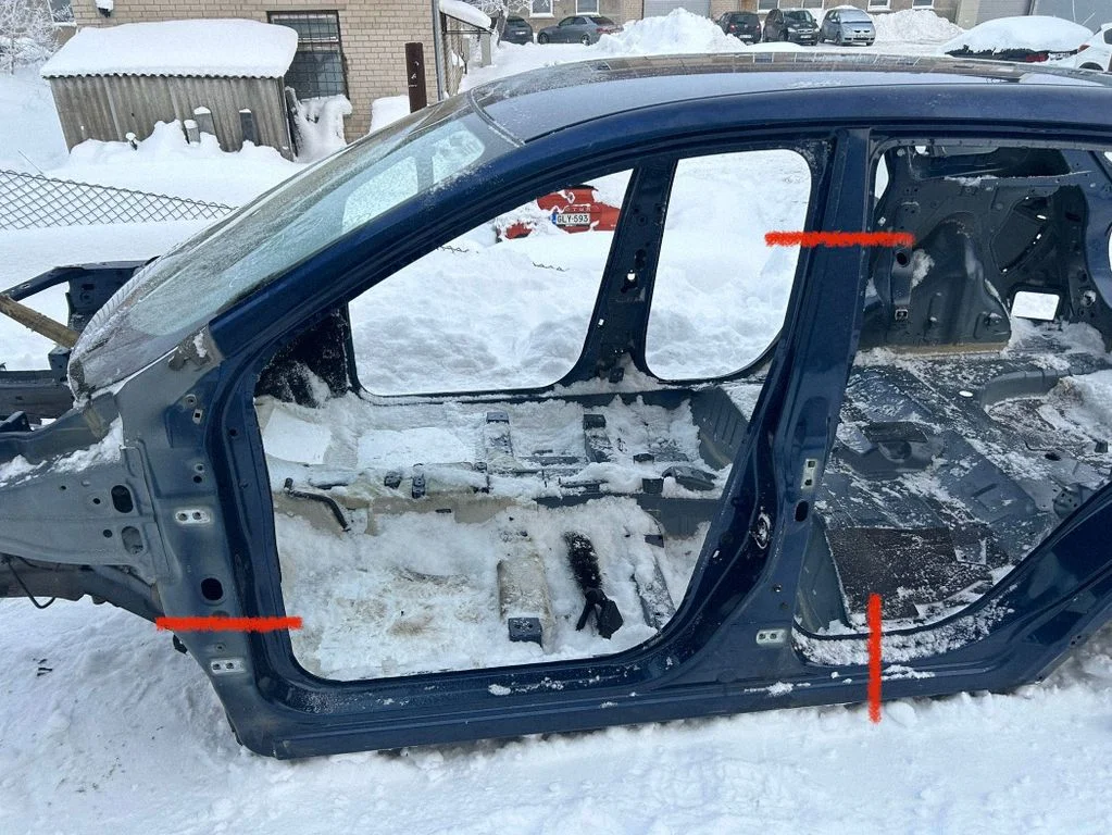 Front sill (body part) – front left