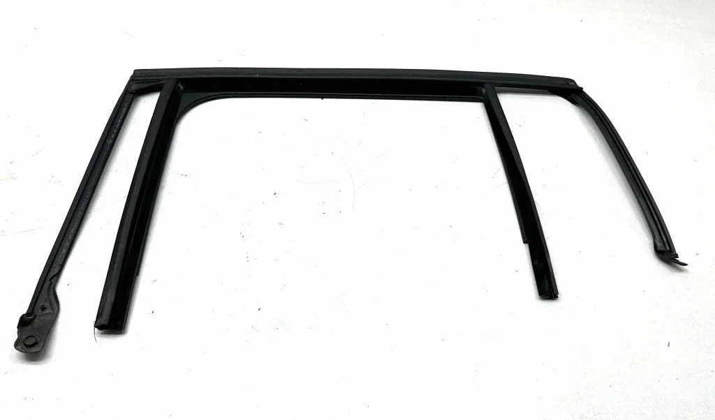 Aizmugurējā blīvgumija (pie stikla) A2937353900
