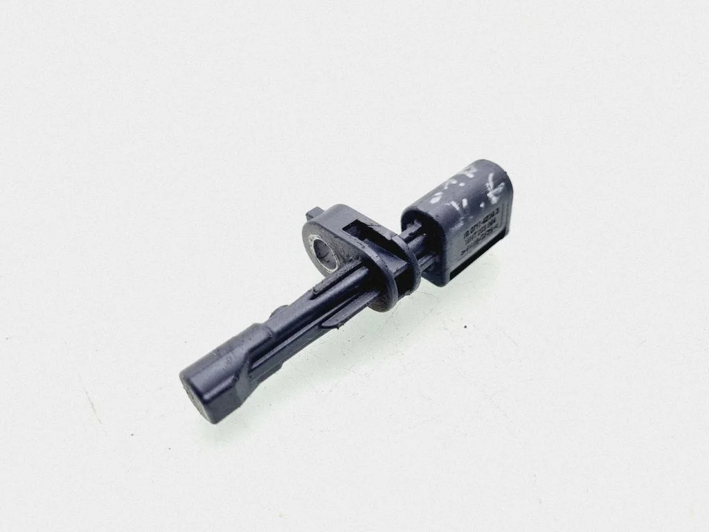 Tagumine piduri ABS-andur 10071162303