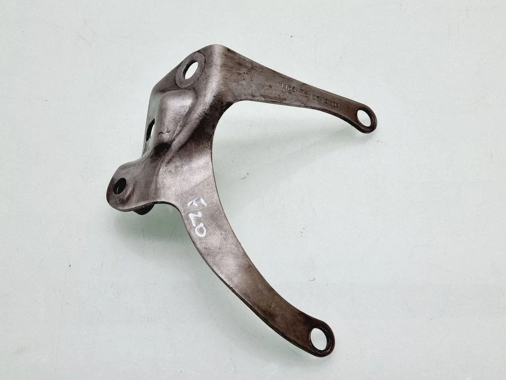 Muu mootoriruumi osa 11657615519
