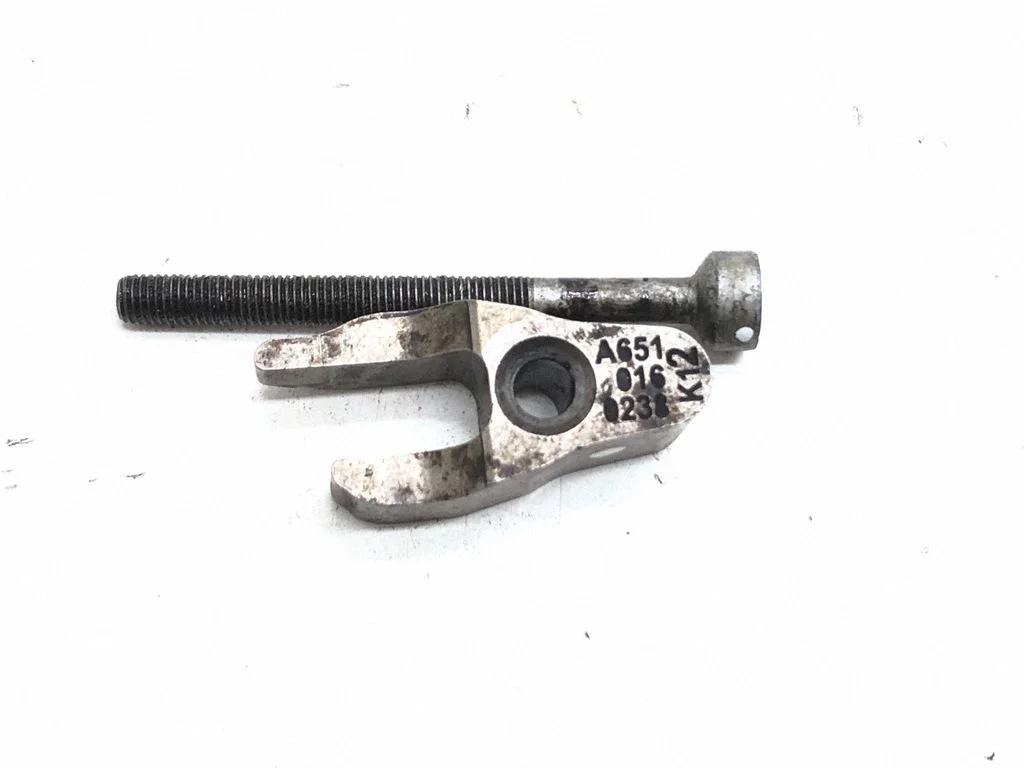 Pihusti (düüsi) hoidik A6510160238