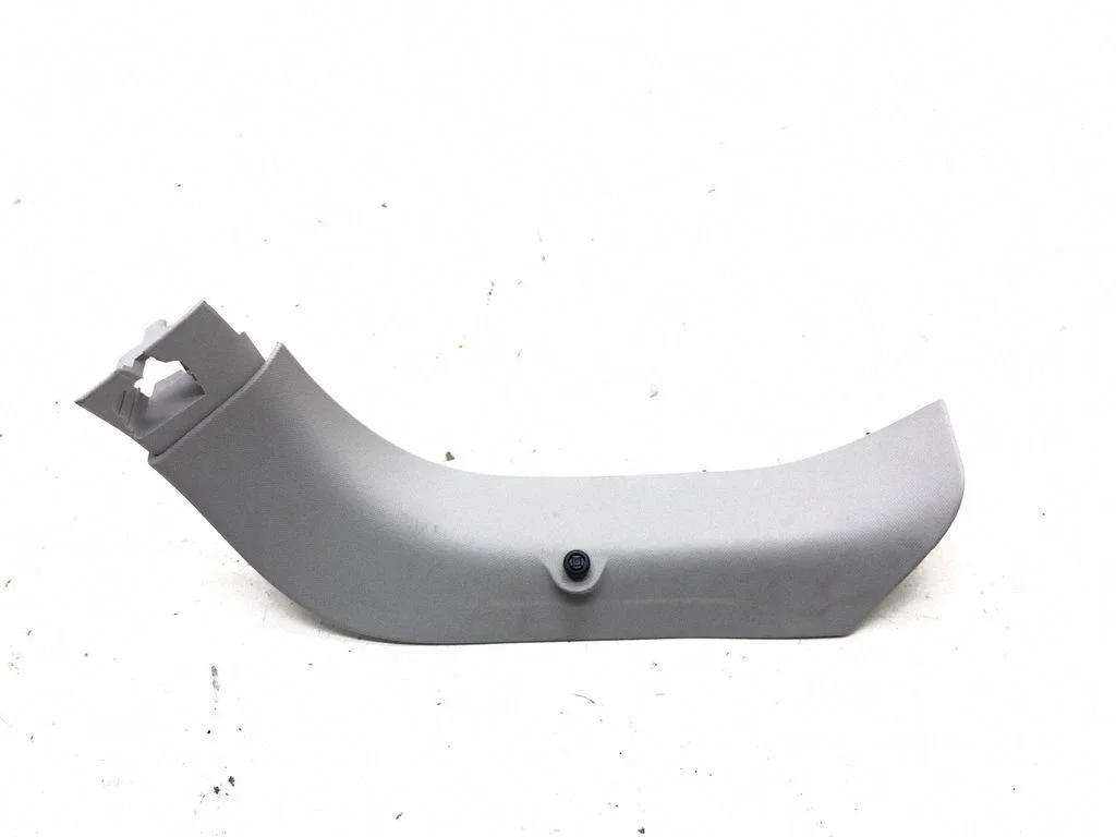Aizmugurējā vāka apdare 909020005R