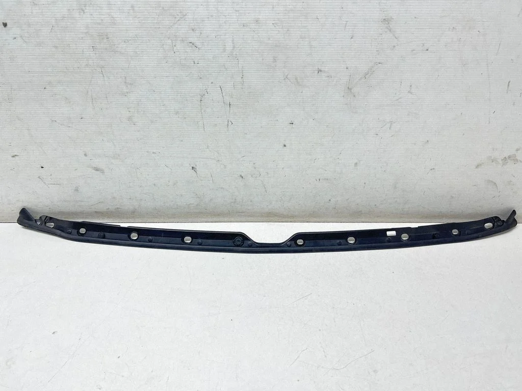 Top upper radiator support slam panel