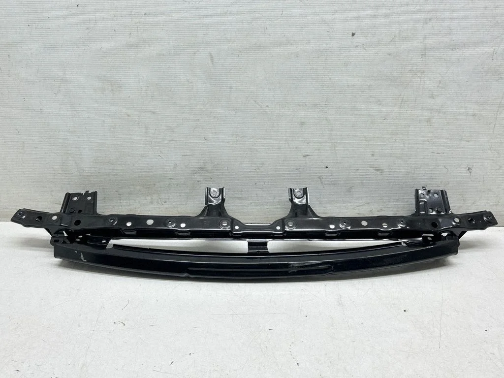 Top upper radiator support slam panel – front