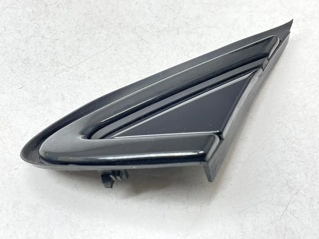 Poritiiva iluliist (molding) 31416471
