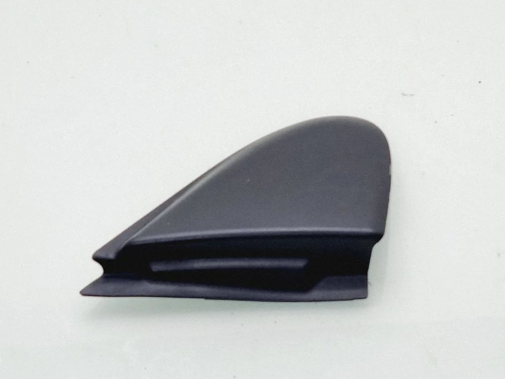 Fender trim (molding) – Renault Megane III (2009-2016)