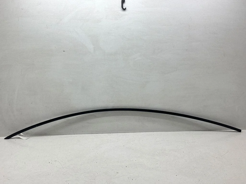Roof trim bar molding cover – Tesla Model Y (2020-)