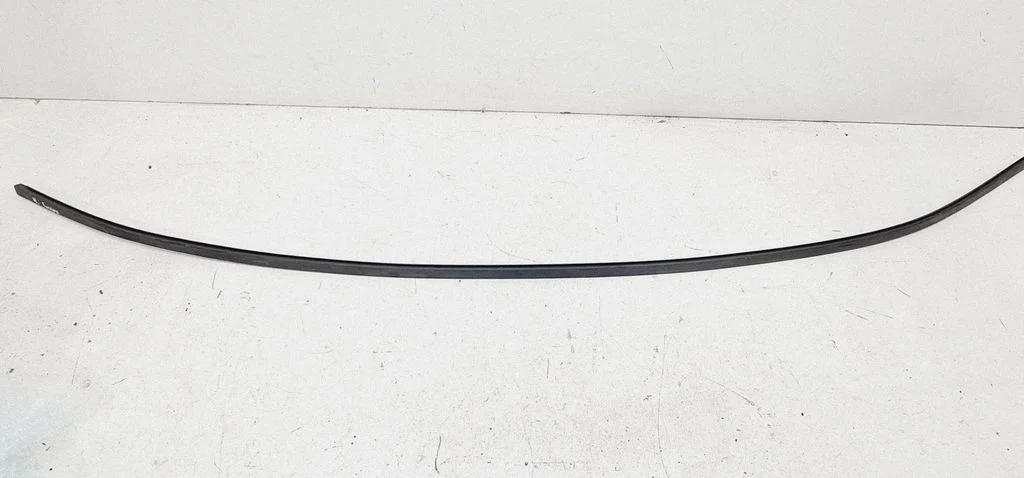Roof trim bar molding cover – left