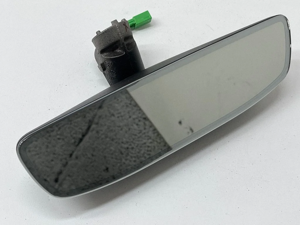 Rear view mirror (interior) 31371100