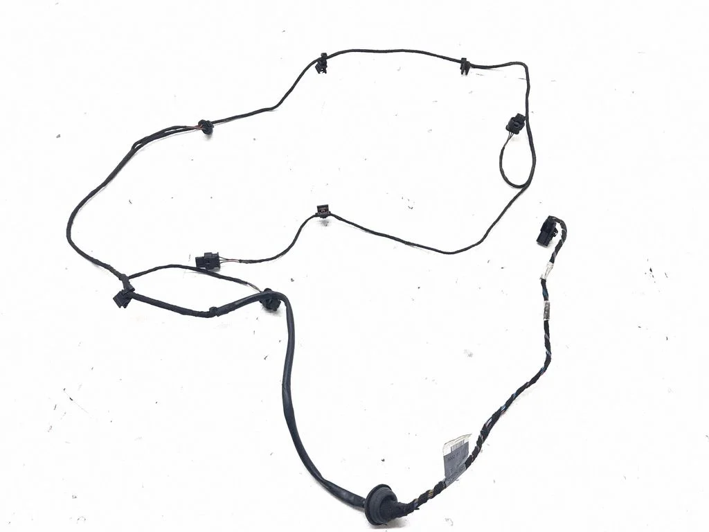 Parkimisandurite (PDC) juhtmestik 8K0971104