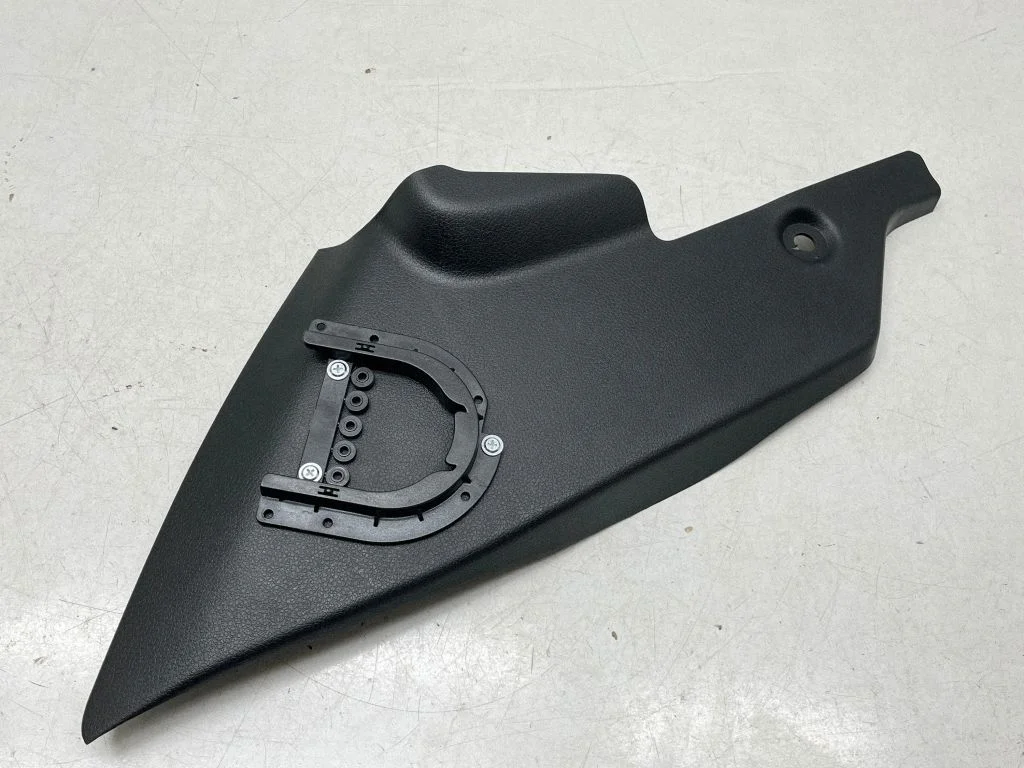 Muu keskkonsooli (tunneli) osa 689203ZL0A