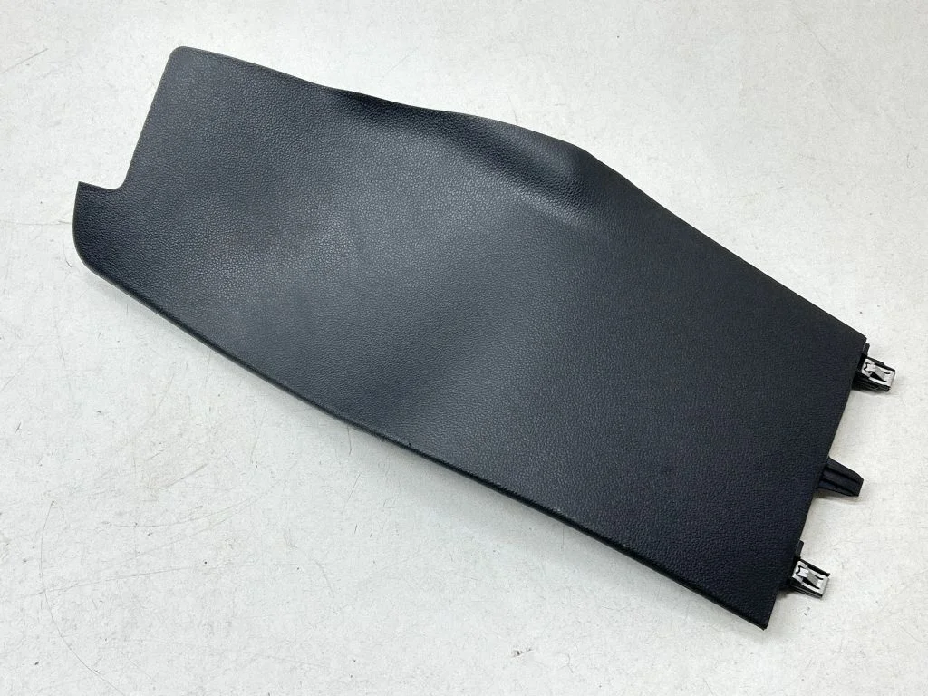 Muu keskkonsooli (tunneli) osa 689306464R