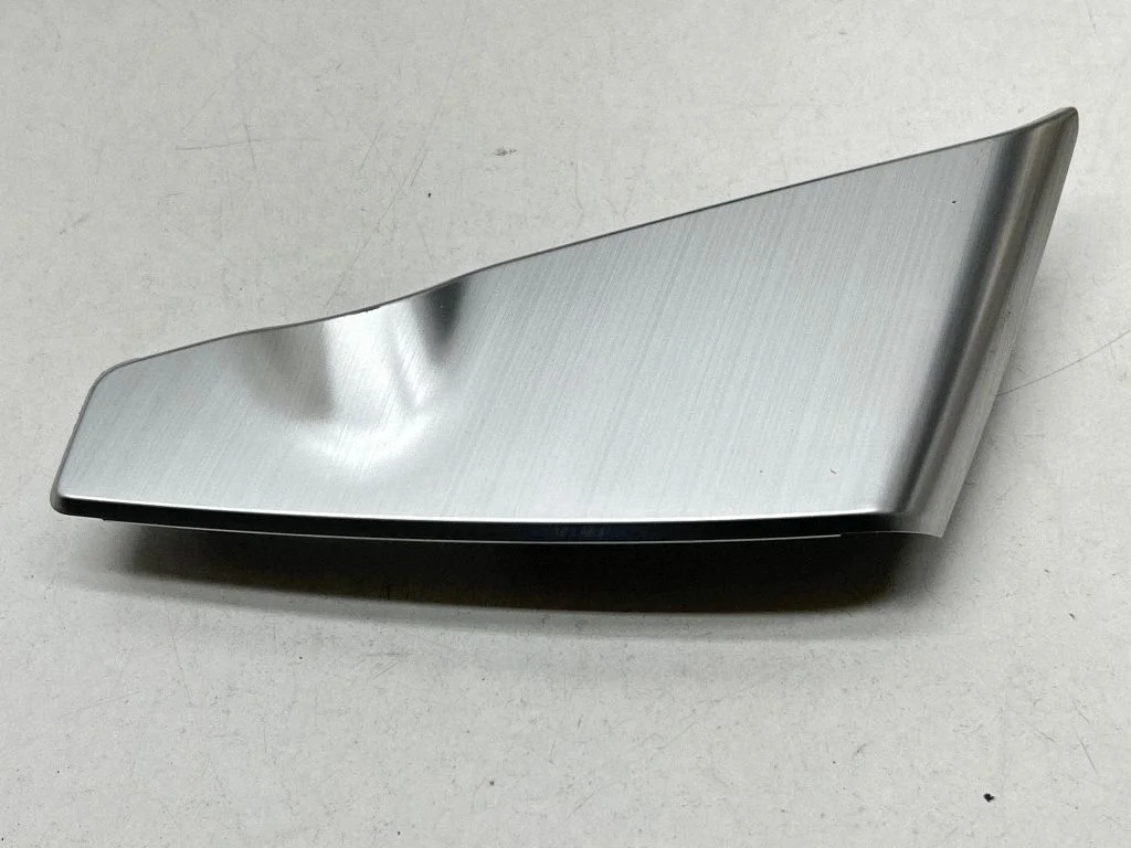 Cita centrālās konsoles (tuneļa) detaļa 846E3CV930