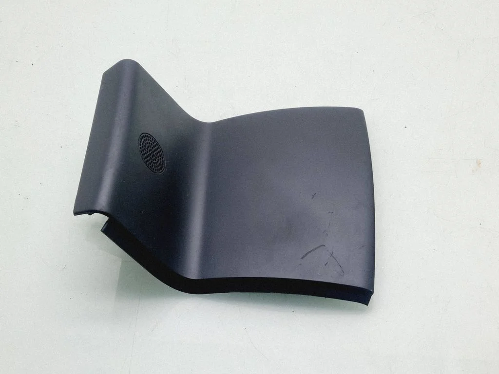 Other center console (tunnel) element 106087700A