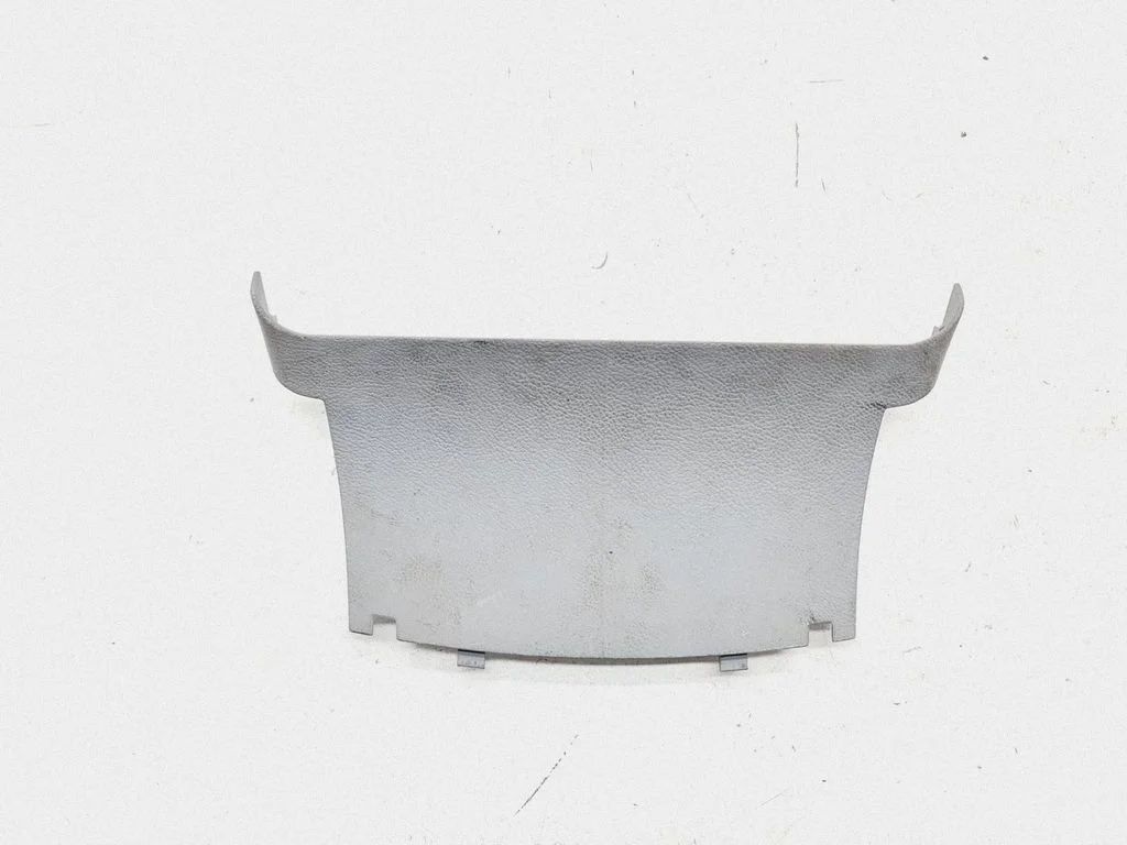 Cita centrālās konsoles (tuneļa) detaļa 7L6863324