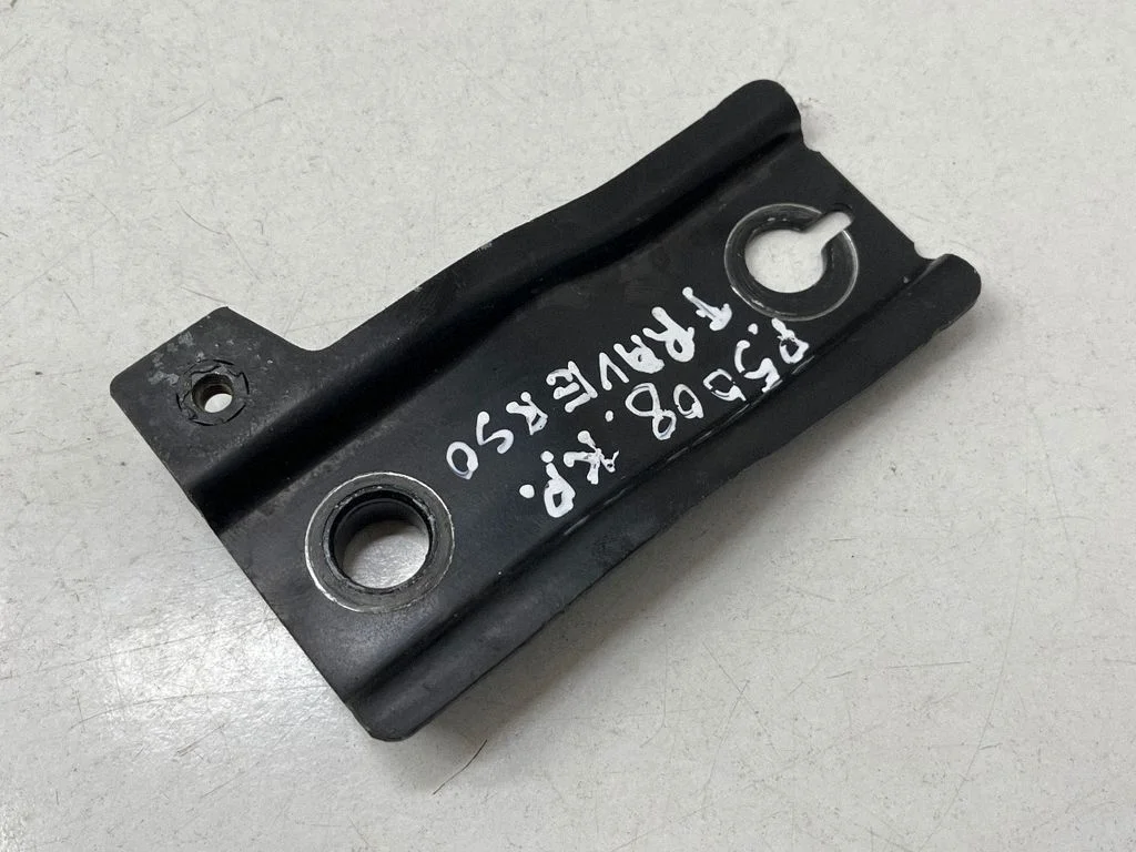 Other front suspension part – front left