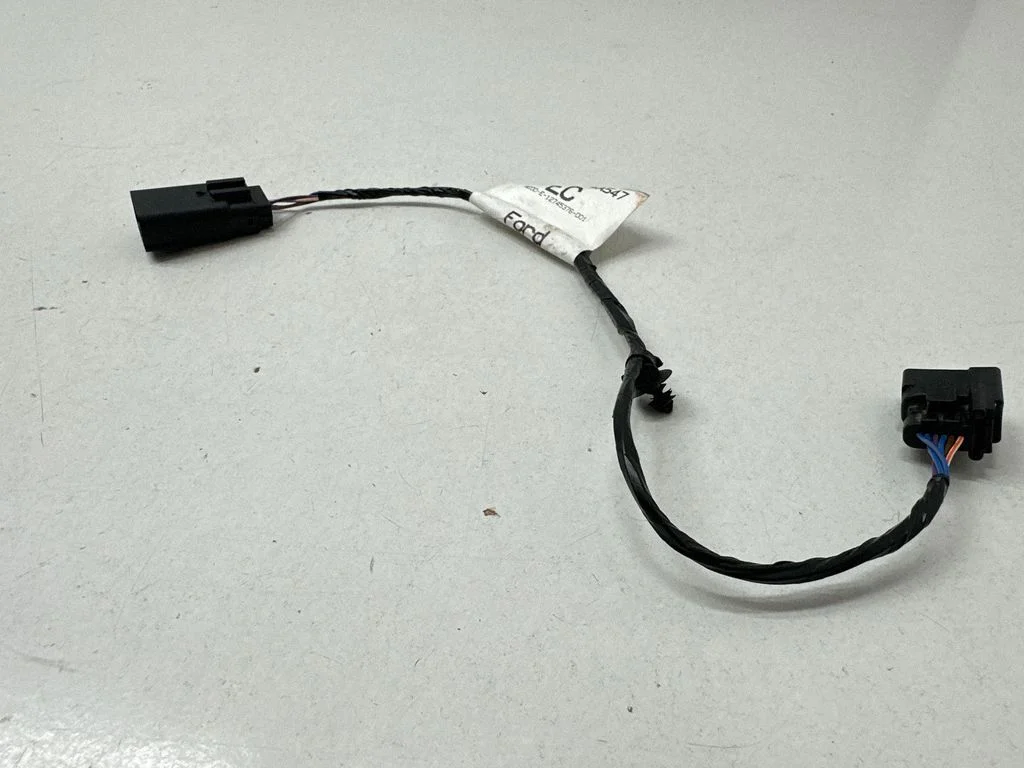 Muud juhtmed / juhtmestik DG9T14A547