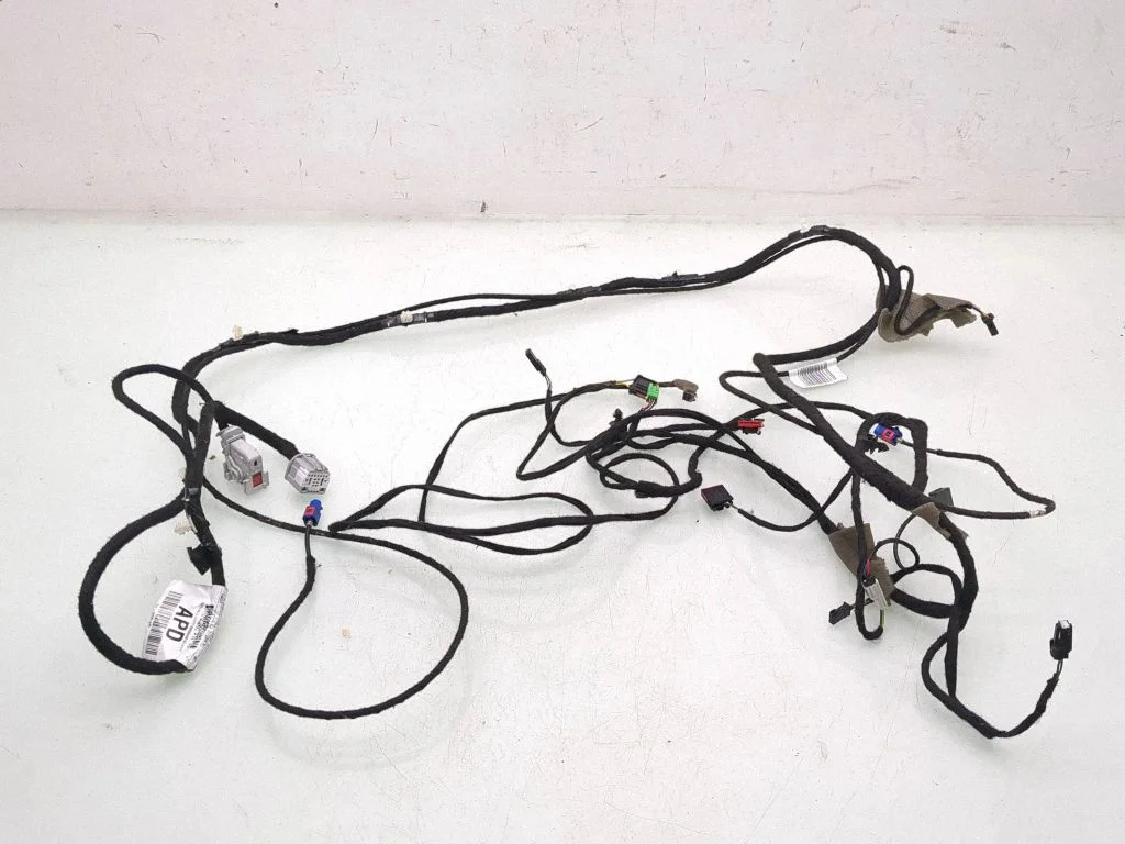 Muud juhtmed / juhtmestik GV4T14335APD