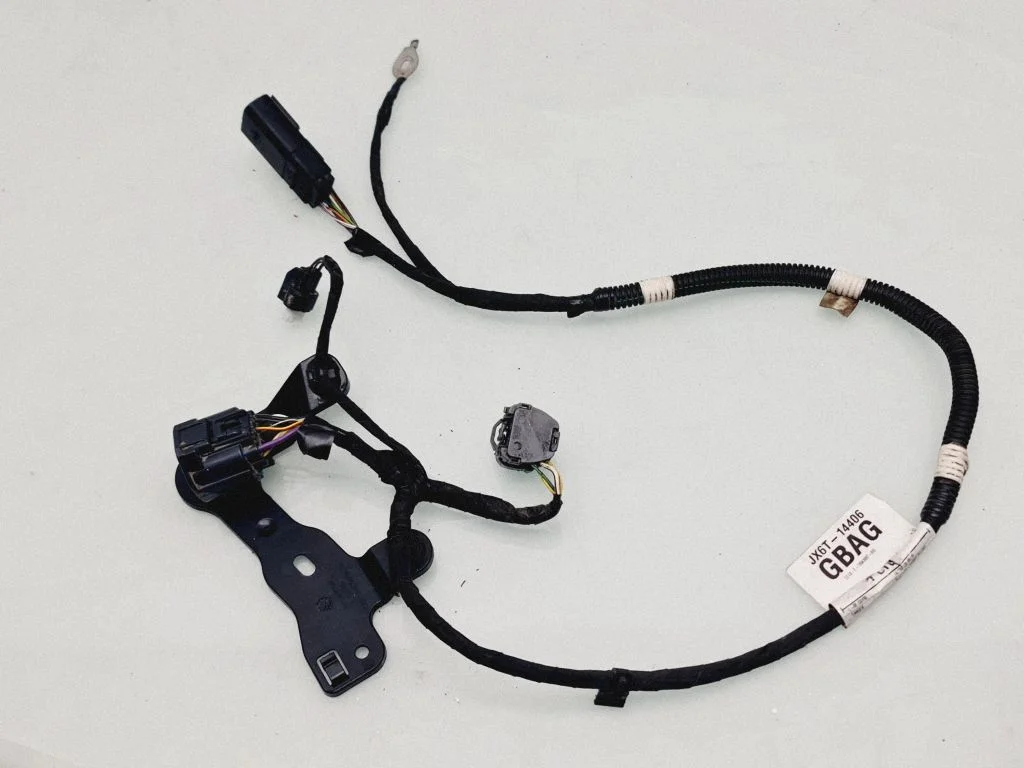 Citi vadi/instalācija – Ford Focus (2018-)