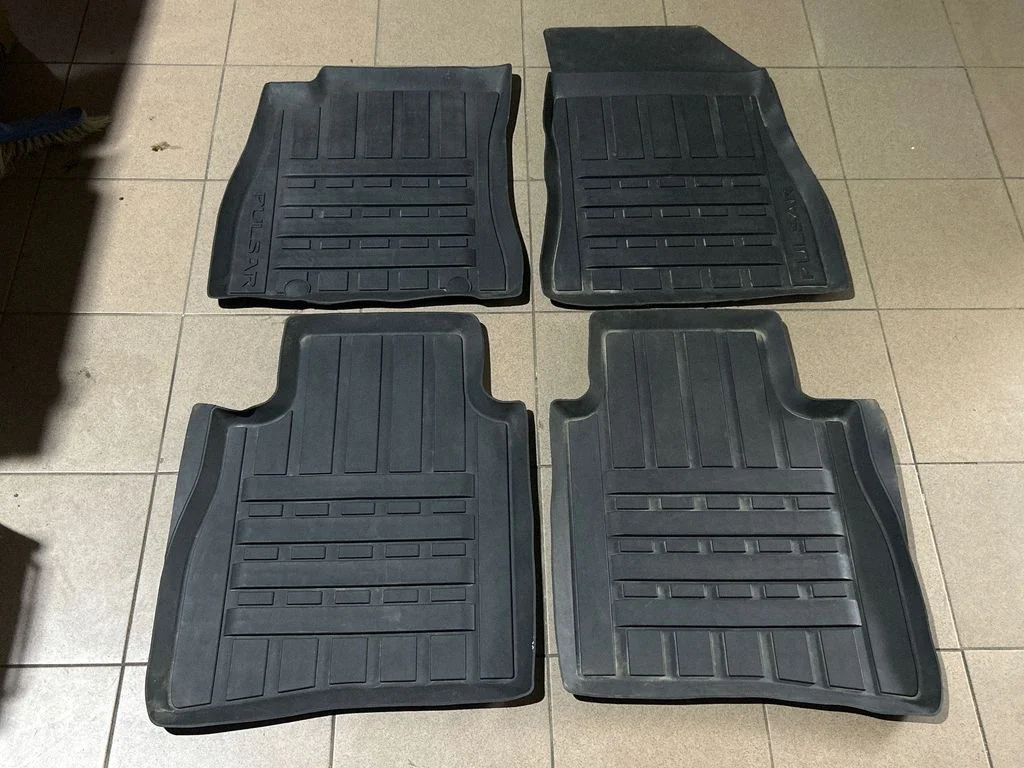 Paklājiņu komplekts KE7483Z089