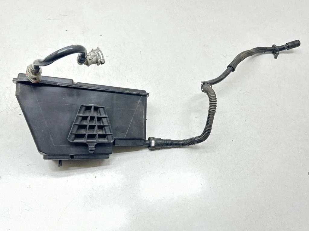 Aktiivsöe (kütuseaurude) filter – Mercedes-Benz A-klass W177 AMG (2018-)