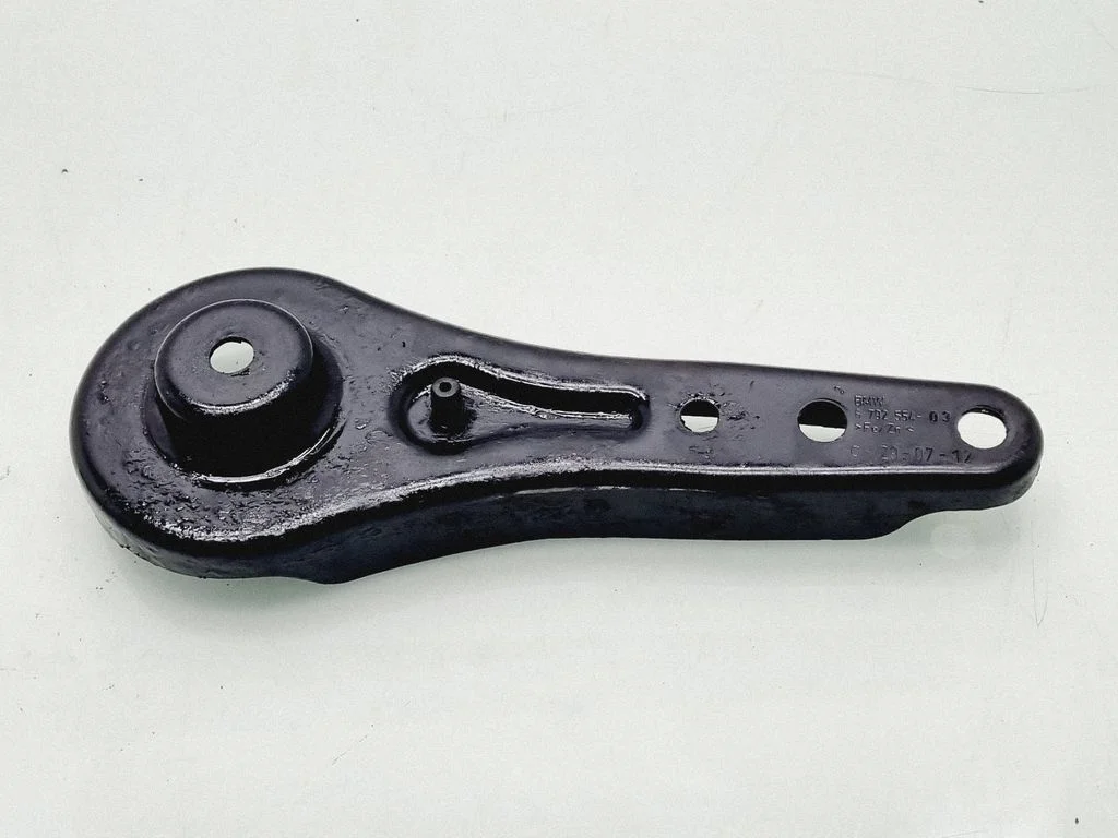 Muu tagavedrustuse varuosa – BMW 1-seeria F20 F21 (2011-2019)