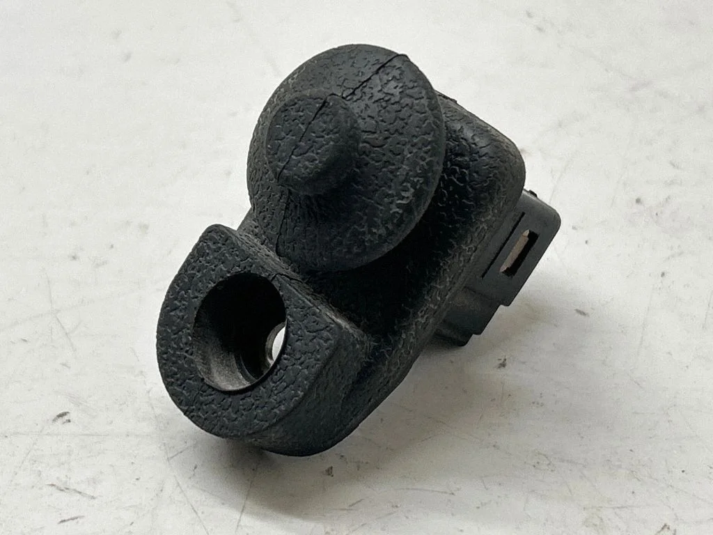 Rear door sensor – rear right