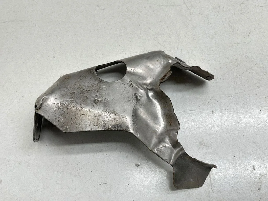 Heat shield in engine bay G4D39A462GB