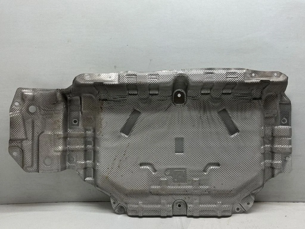 Exhaust heat shield 32226825