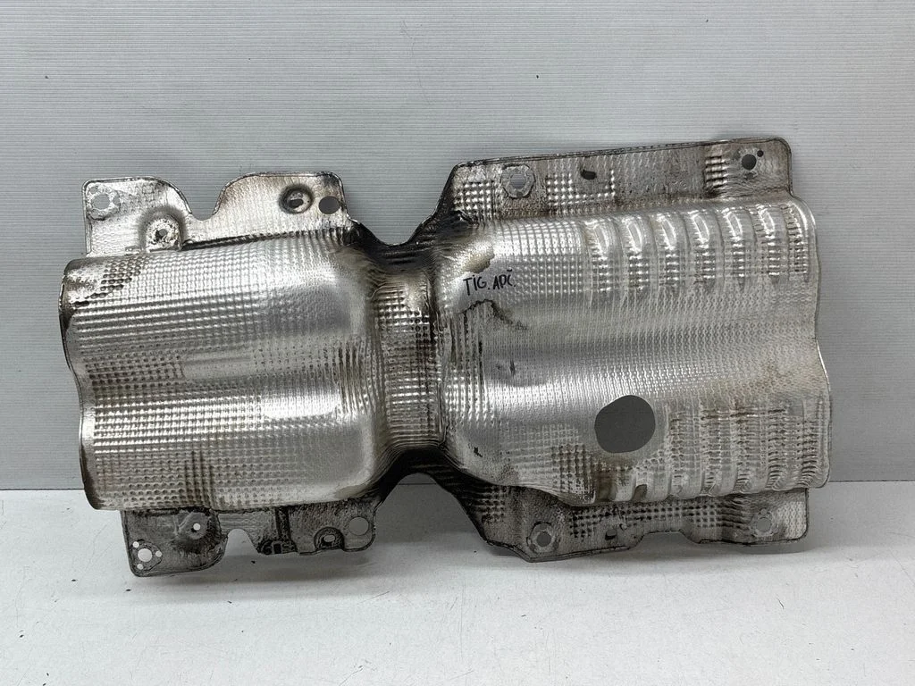 Izplūdes termoizolācija (aizsargs pret karstumu) 5QA825613E