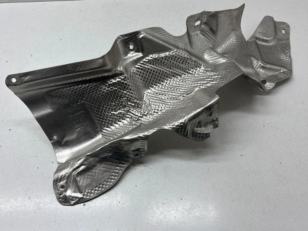 Exhaust heat shield – Jeep Grand Cherokee WL (2021-)