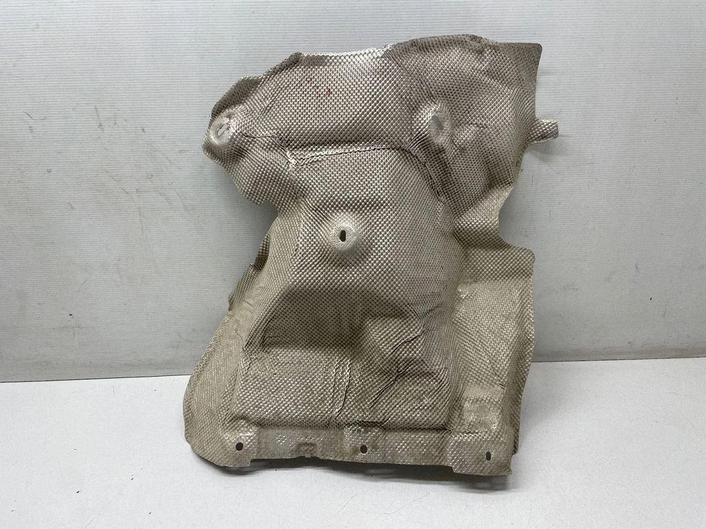 Exhaust heat shield 7E0825651A