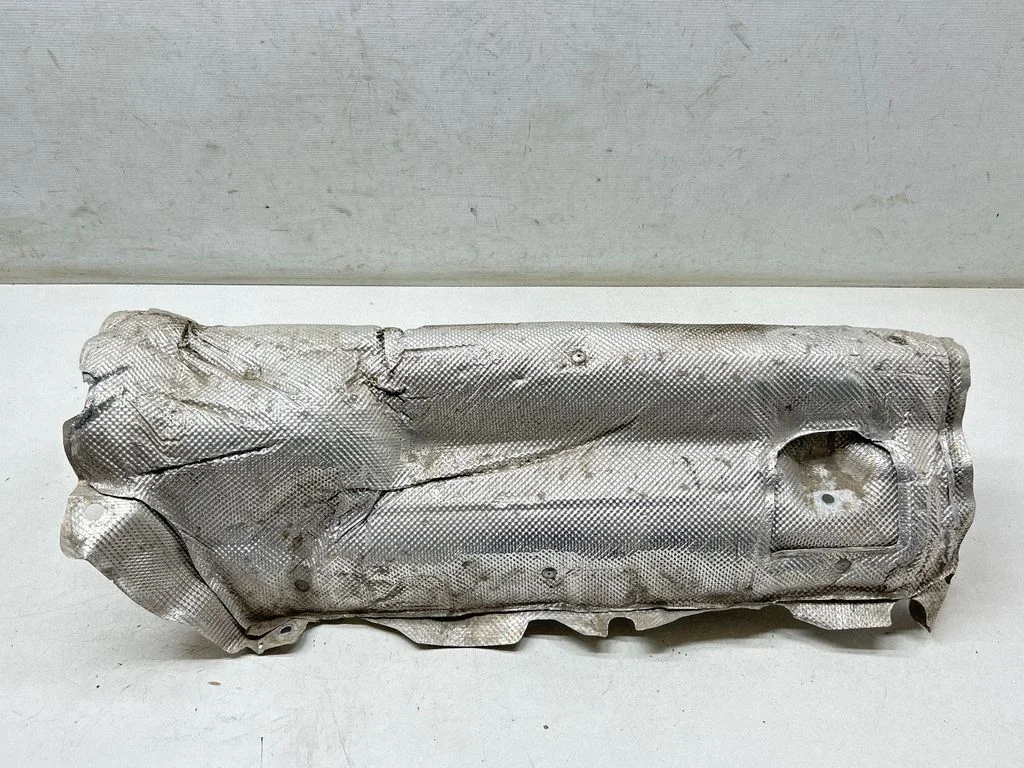 Izplūdes termoizolācija (aizsargs pret karstumu) – Volvo S90, V90 (2016-)