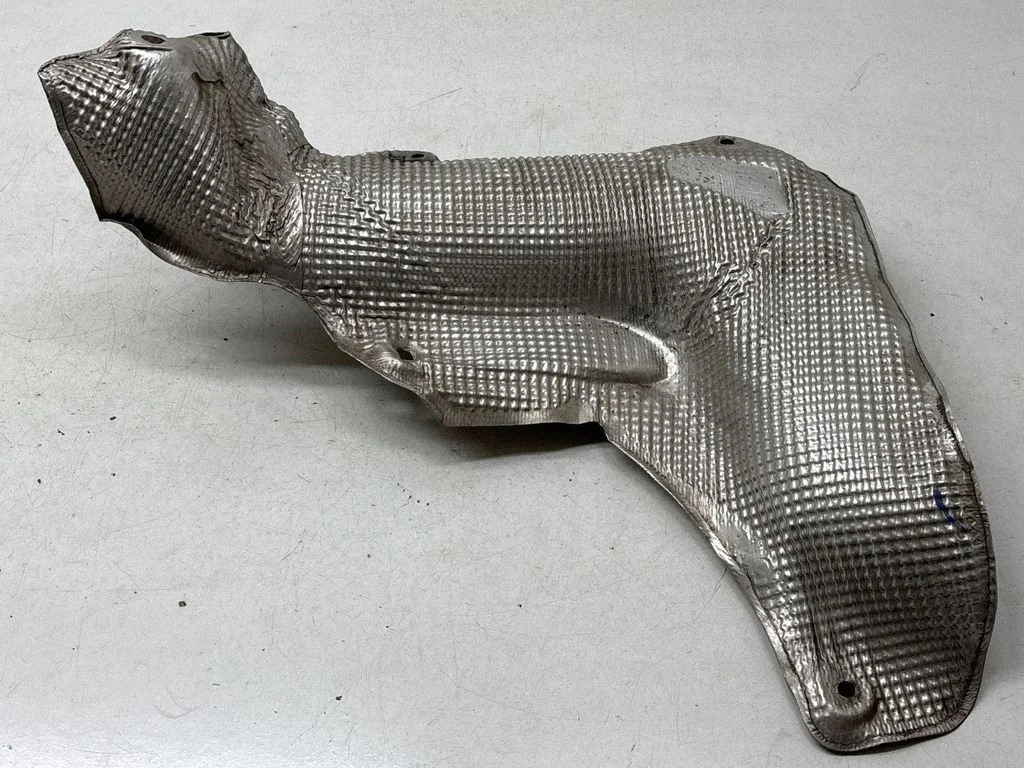 Exhaust heat shield 9814134880