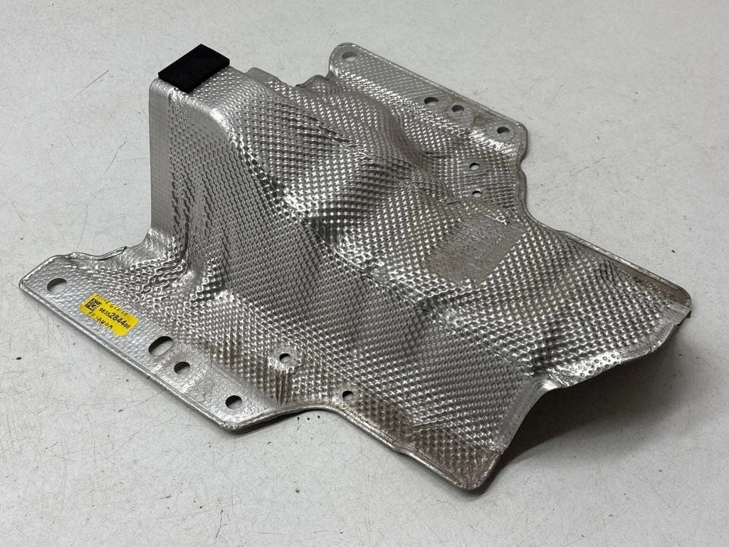 Exhaust heat shield 9835284480