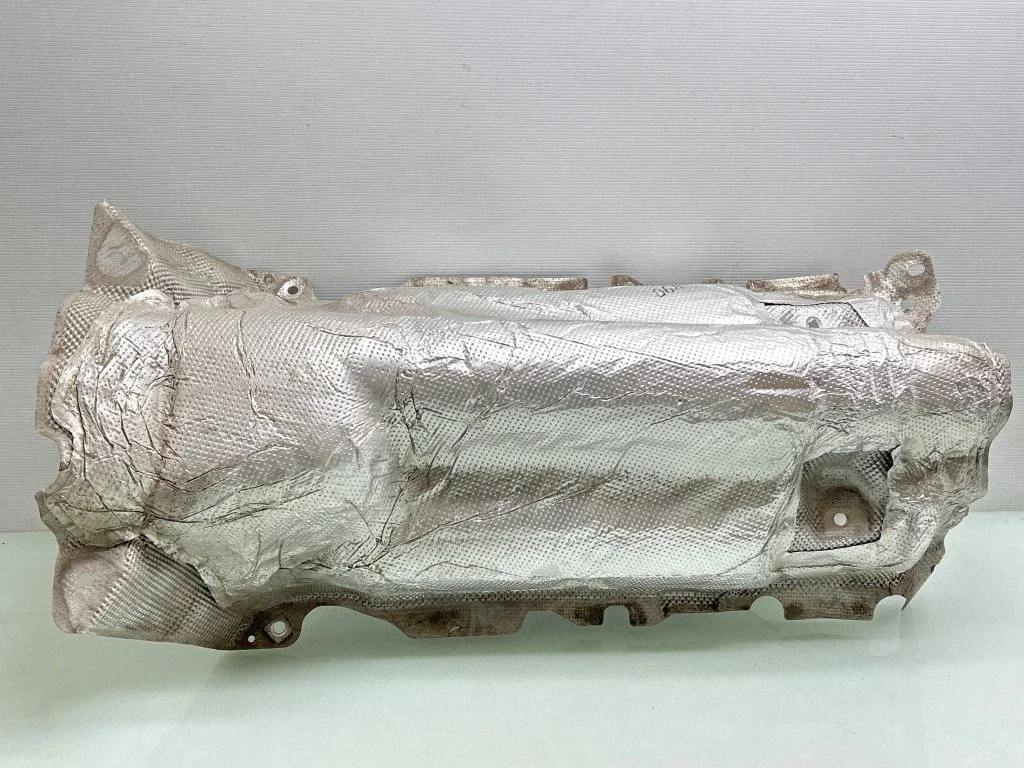 Osłona termiczna układu wydechowego – Volvo S90, V90 (2016-)