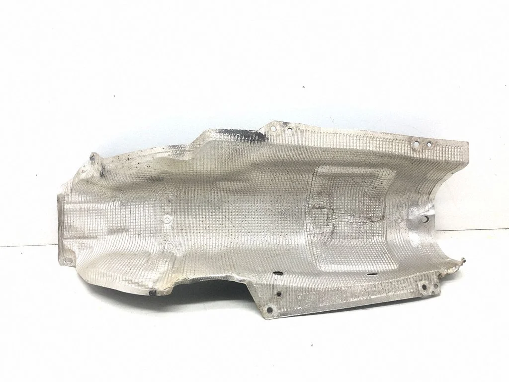 Exhaust heat shield – front