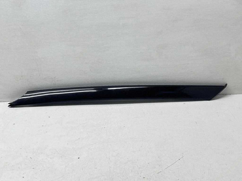 Esiklaasi liist LB5BS03682