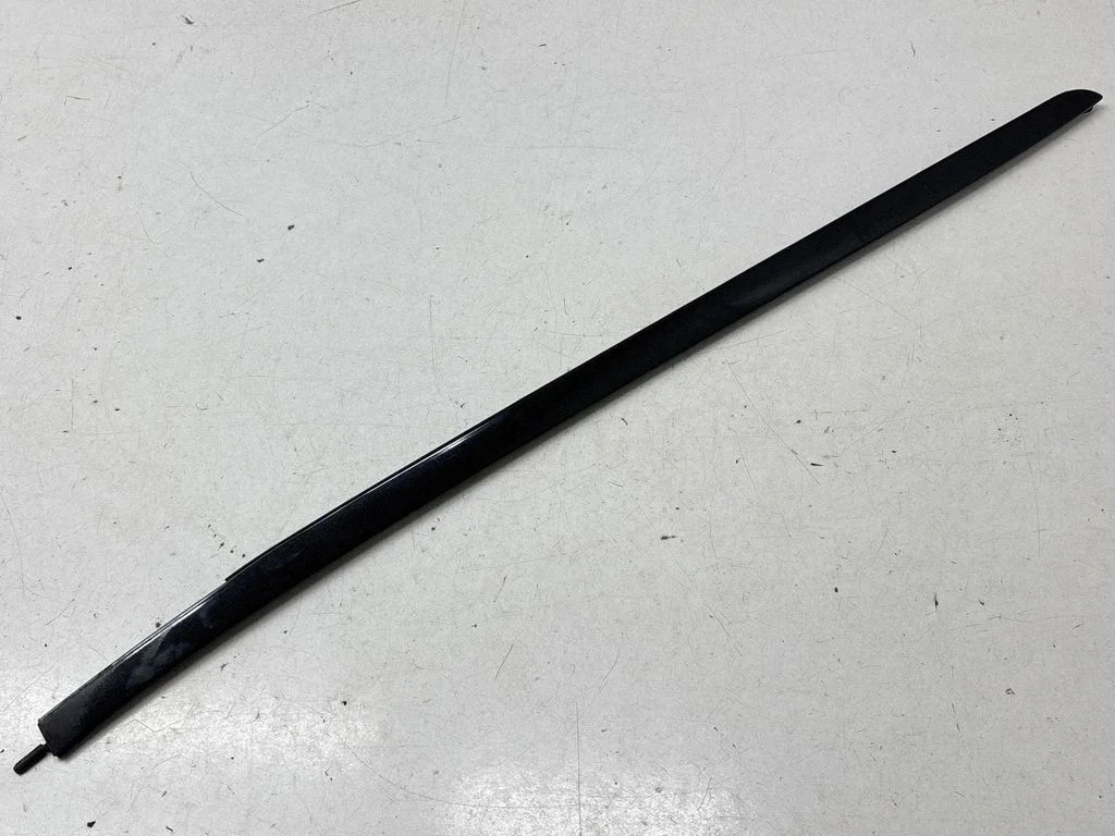 Windshield trim – BMW X5 F15 (2013-2017)