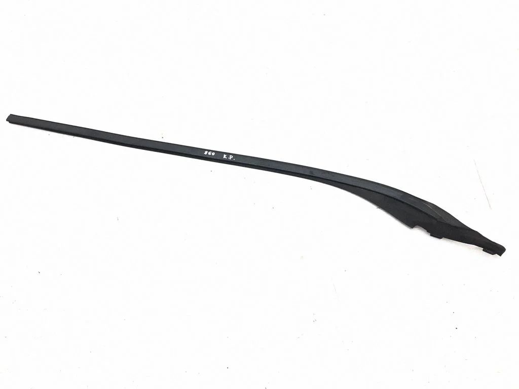 Esiklaasi liist – Volvo S60 (2011-2013)