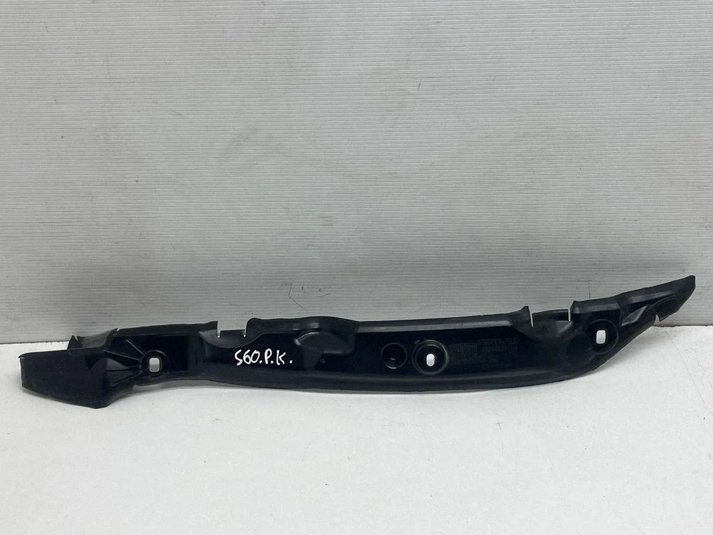 Fender end trim 32244537