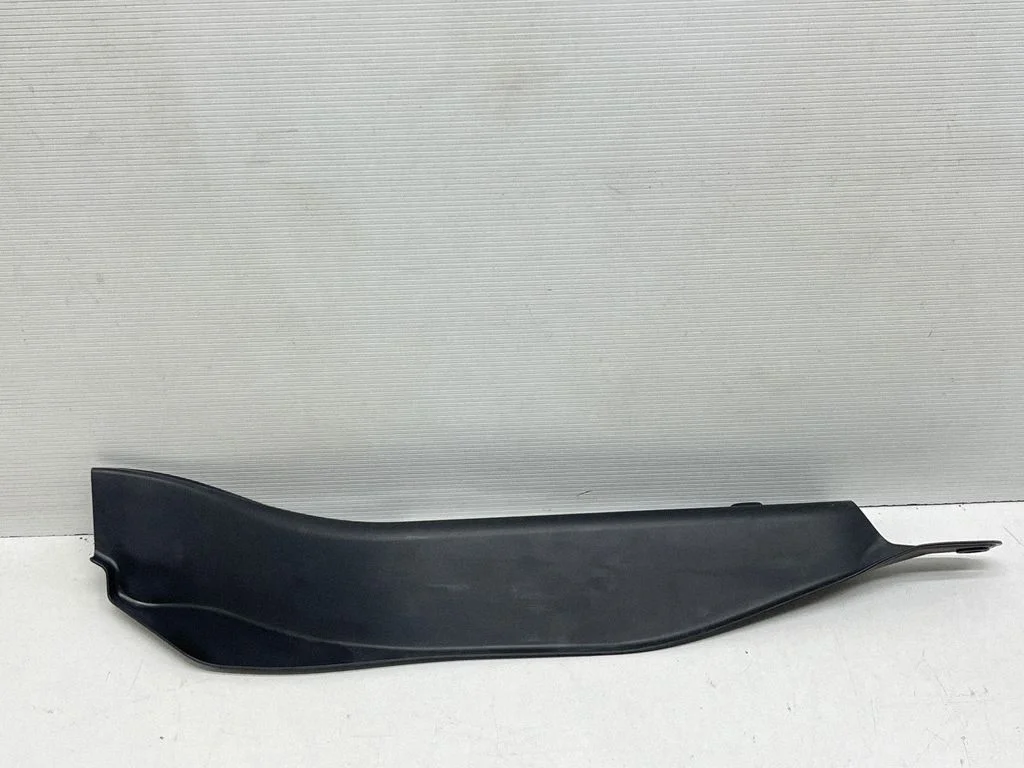 Spārna nobeiguma apdare 57256SL010