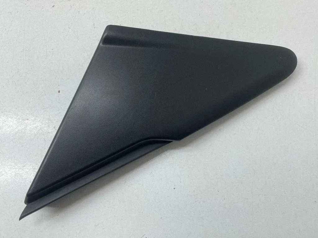 Fender end trim 638756642R – Renault Captur (2013-2020)