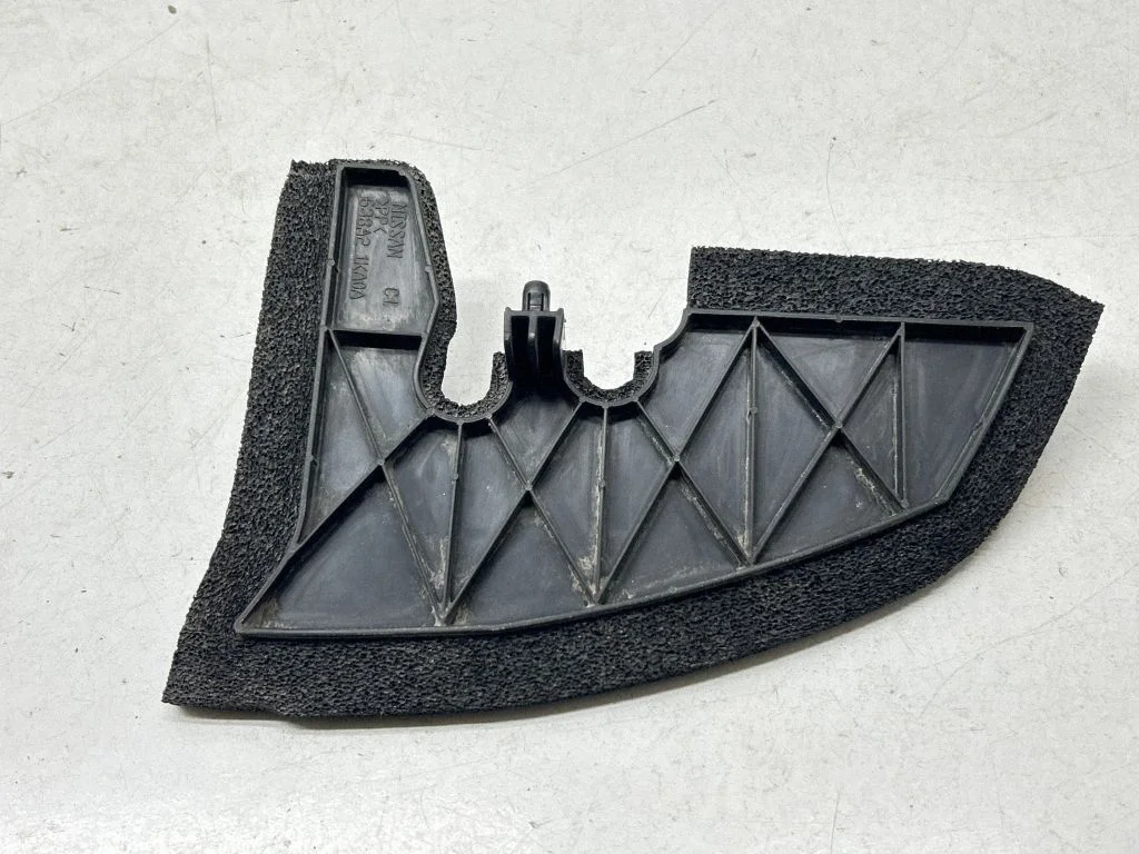 Fender end trim 638A21KA0A