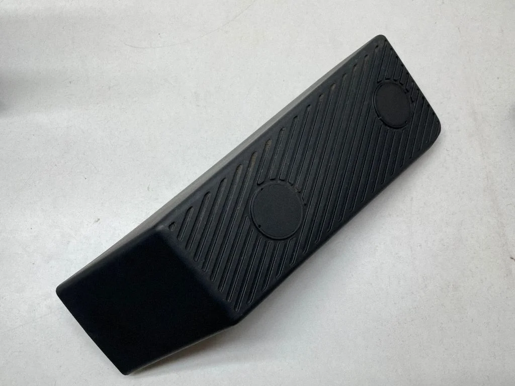Foot rest pad/dead pedal 84266CV900