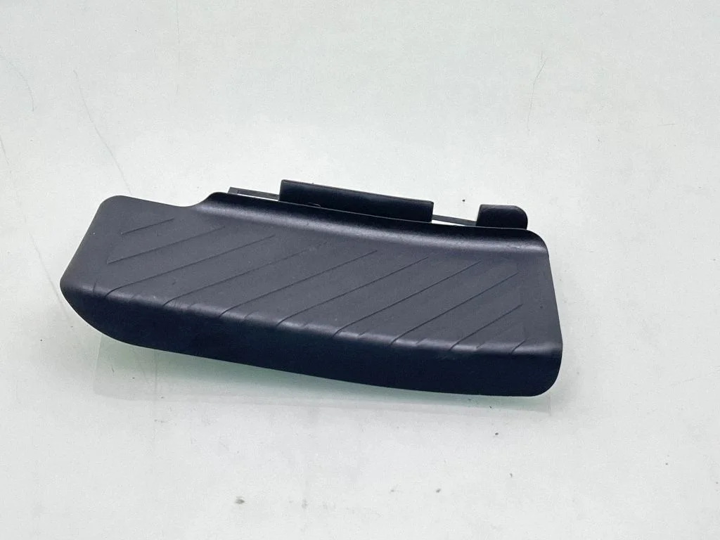 Foot rest pad/dead pedal 5Q1864777C